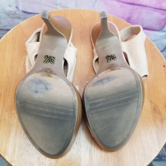 Vera Wang Pink Stiletto Heels Size 6.5 - Picture 5 of 6